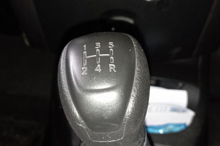 thumbnail Kapan Waktu yang Tepat Oper Gigi 1 pada Mobil Transmisi Manual?